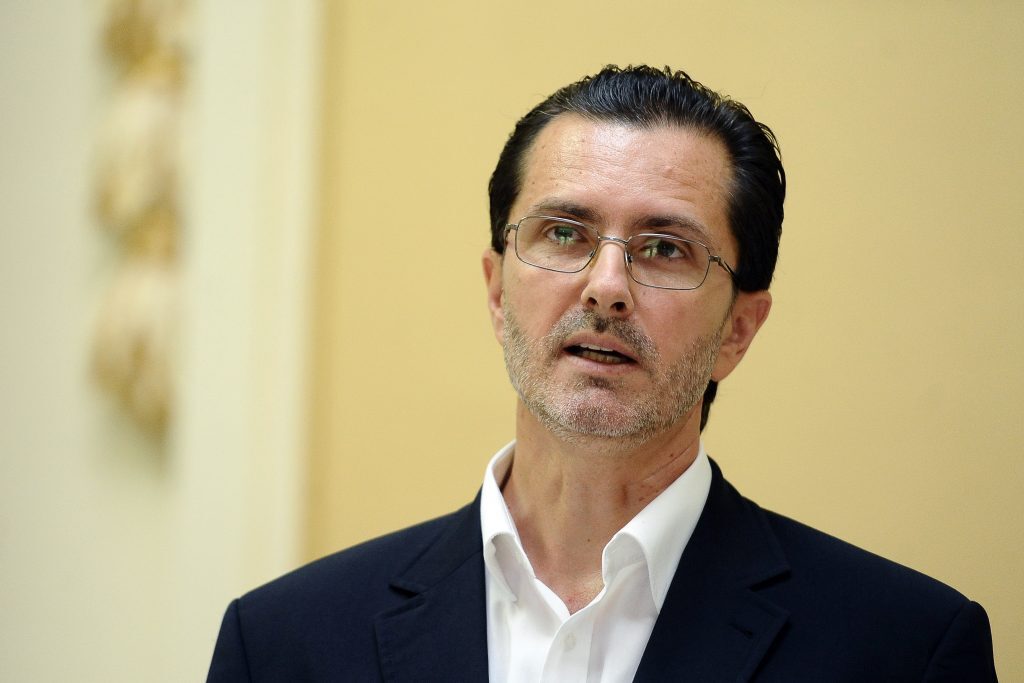 Vasile Bănescu: Normalizarea vieții sociale înseamnă și participarea la slujbe, respectând măsurile de protecție