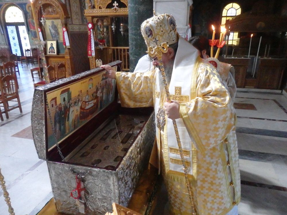 Άνοιγμα Λάρνακος των Λειψάνων του Αγίου Αχιλλίου