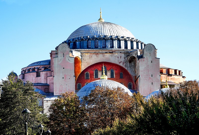 Турки требуют открыть святую Софию для молитв
