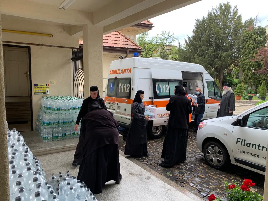 Apă îmbuteliată pentru trei spitale timișorene