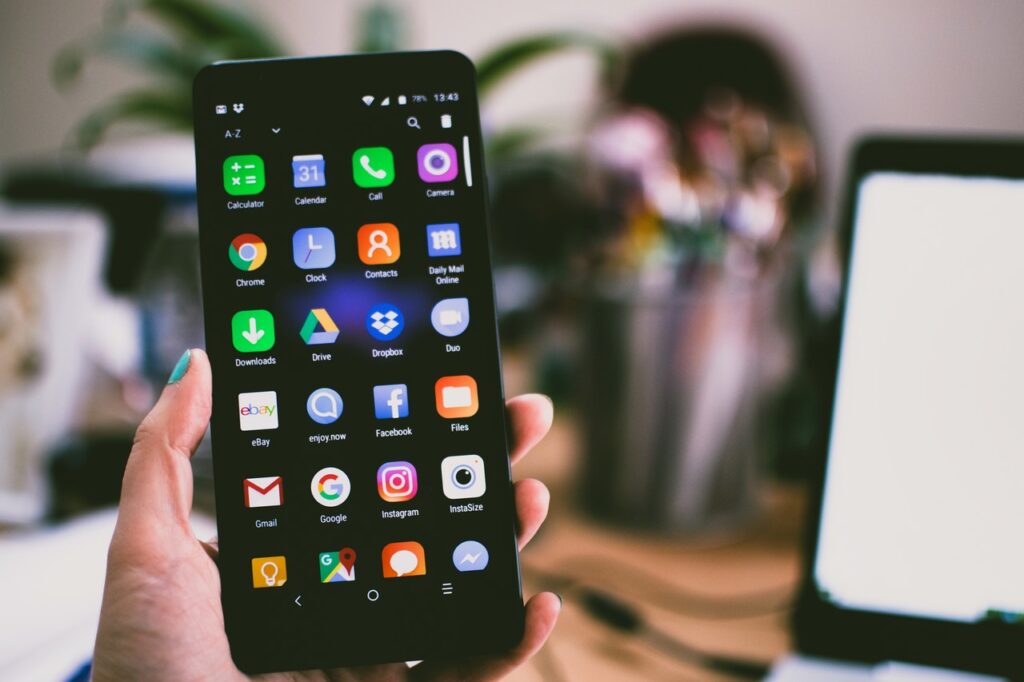 O aplicație mobilă gratuită oferă informații și sprijin victimelor violenței domestice