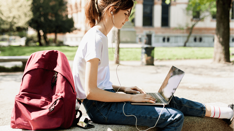 Parohia „Sf. Treime” – Cisnădie sprijină accesul elevilor la educaţie online