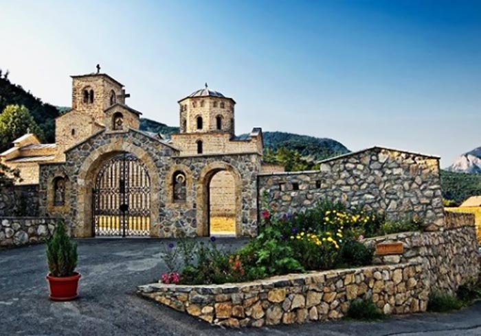 Епархија будимљанско-никшићка о Ђурђевданској литији: Наши свештеници су само вршили своју дужност