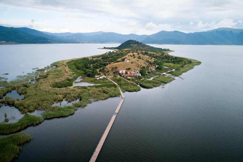 Στον Άγιο Αχίλλειο Πρεσπών