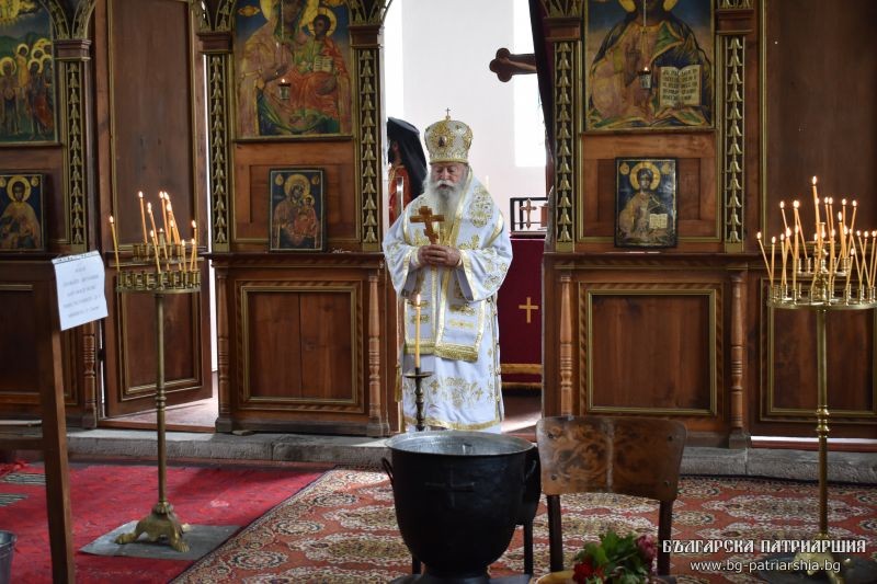 Празникът Възнесение Господне в село Голям извор