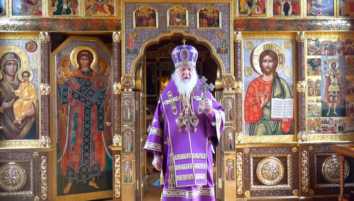 Патриарх Кирилл поблагодарил медиков за спасение больных COVID-19