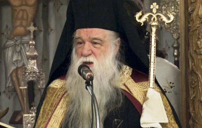 Бивш митрополит заяви, че отлъчва премиера Мицотакис. Синодът на Гръцката църква обяви, че това е незаконно