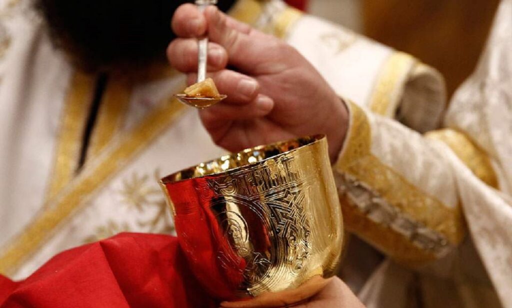 “Να ποιος φοβάται και δεν θέλει την Θεία Κοινωνία!” (ΒΙΝΤΕΟ)