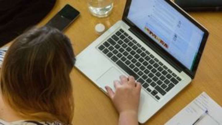 Αυξανόμενη η ανταπόκριση στην εξ αποστάσεως εκπαίδευση