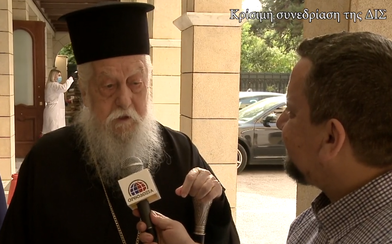 Αποκλειστική δήλωση Παραμυθίας: “Απαράδεκτο να είναι κλειστές οι εκκλησίες”