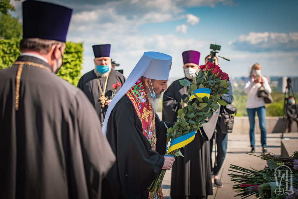 Митрополит Онуфрије одслужио молебан изгинулим ратницима у Другом светском рату