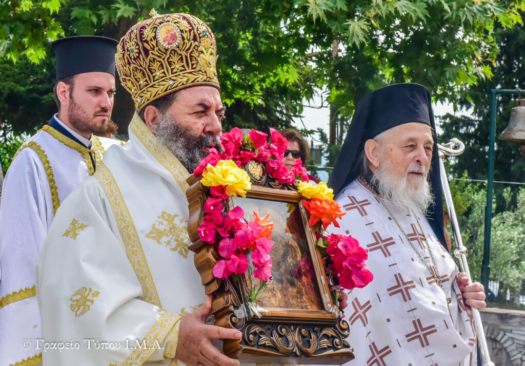 Του Αγίου Πνεύματος στην Ι.Μ. Λαγκαδά