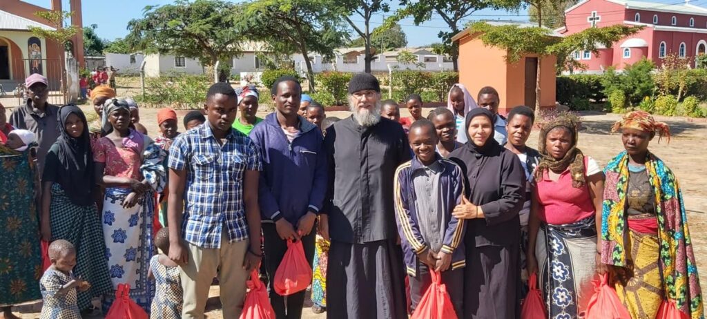 Ορθόδοξα χαμόγελα στην μακρινή Τανζανία