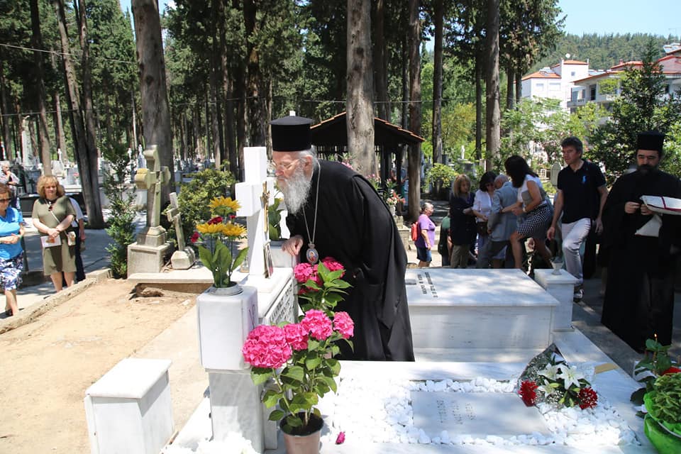 Первый молебен на могиле святого Каллиника Эдесского