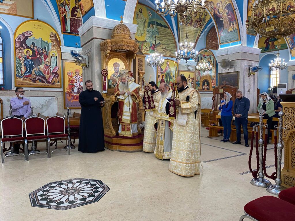 المطران خريستوفوروس في زيارة رعوية لكنيسة القديس جاورجيوس في الحصن