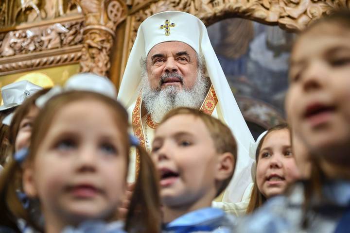 5 cuvinte despre familie, copii și tineri de la Patriarhul Daniel