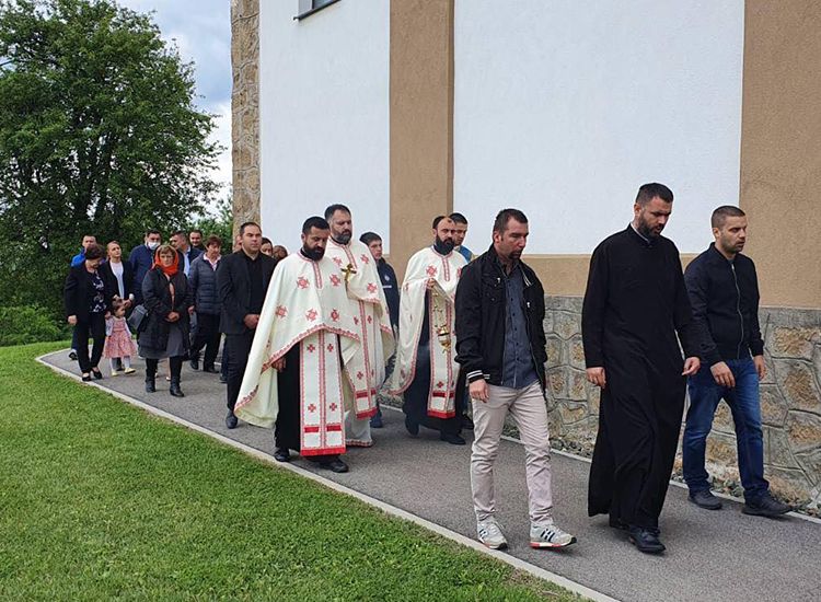 ХРАМОВНА СЛАВА У СРПСКОЈ ГРАПСКОЈ