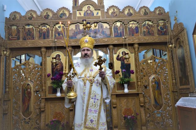 “Părinte Sfinte, păzeşte-i în numele Tău, în care Mi I-ai dat, ca să fie una precum suntem şi Noi” (Ioan 17,11)