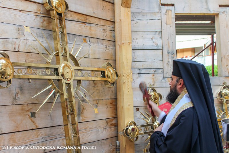 Συνεχίζονται οι εργασίες του Ιερού Ναού στην Ιταλία