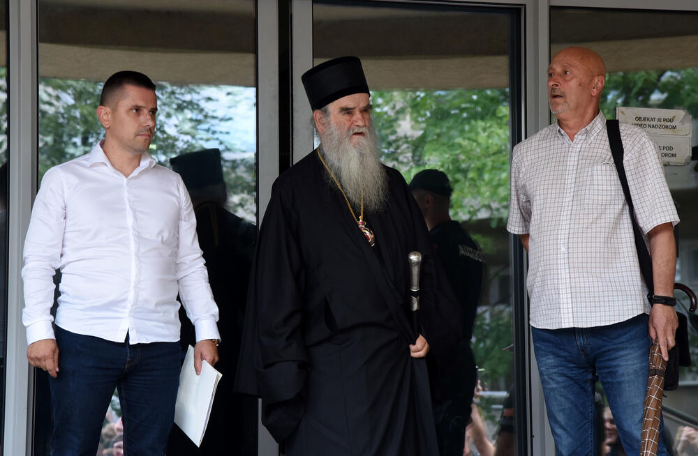 Μαυροβούνιο: Ελεύθερος ο Μητροπολίτης του ασκήθηκε ποινική δίωξη – αντιεπαγγελματικός ο κρατικός εισαγγελέας