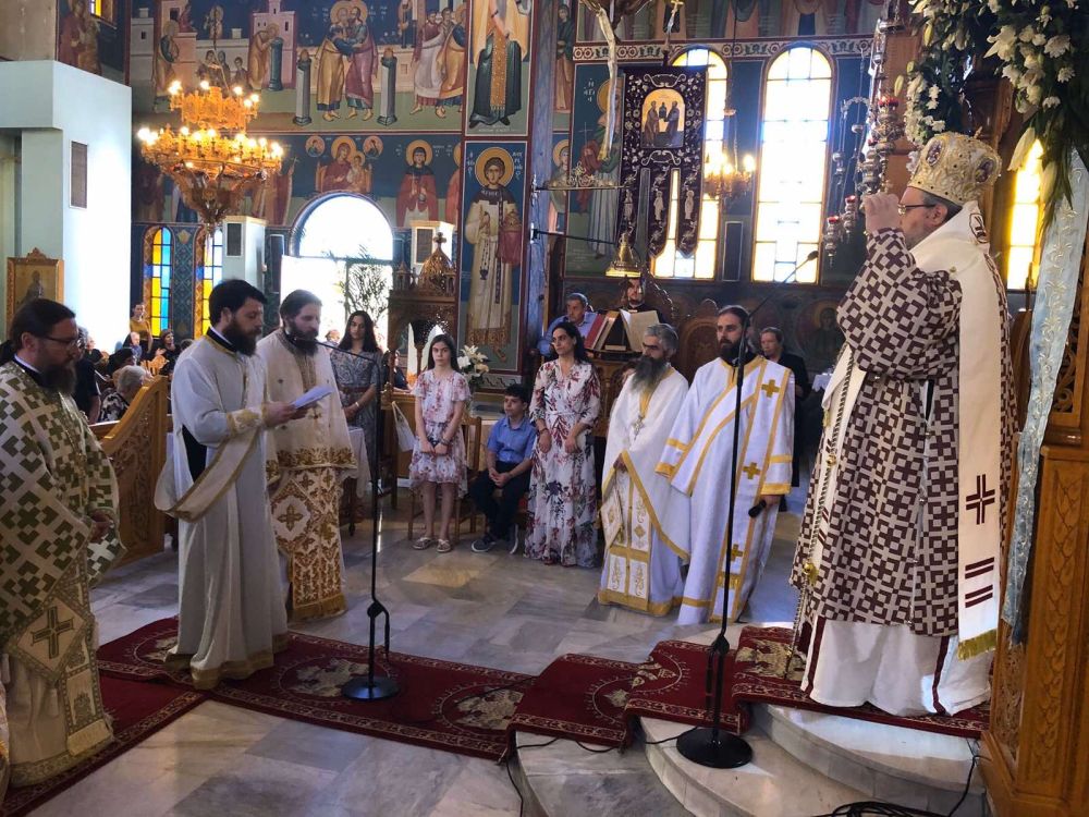 “Να σηκώνεις τον βαρύ Σταυρό της Ιεροσύνης”