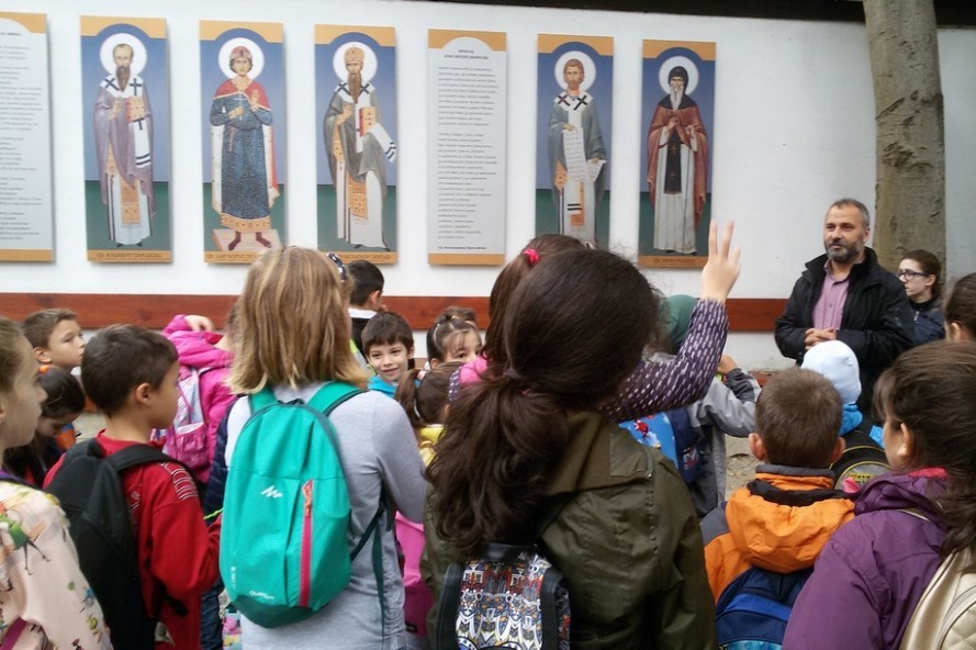 Започнаха летните дейности в Духовно-просветния център във Варна