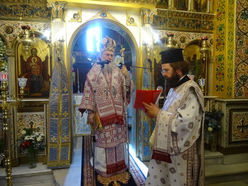 Μια τέτοια υποδειγματική οικογένεια ήταν του Αγίου Στεφανά