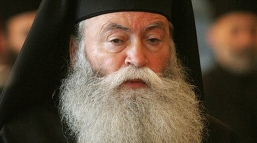 Kisha nderon të gjithë shenjtorët e saj