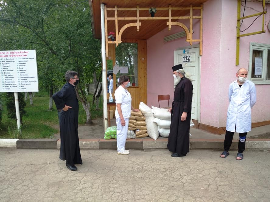 Alimente din partea Bisericii pentru Centrul de plasament temporar din municipiul Bălţi