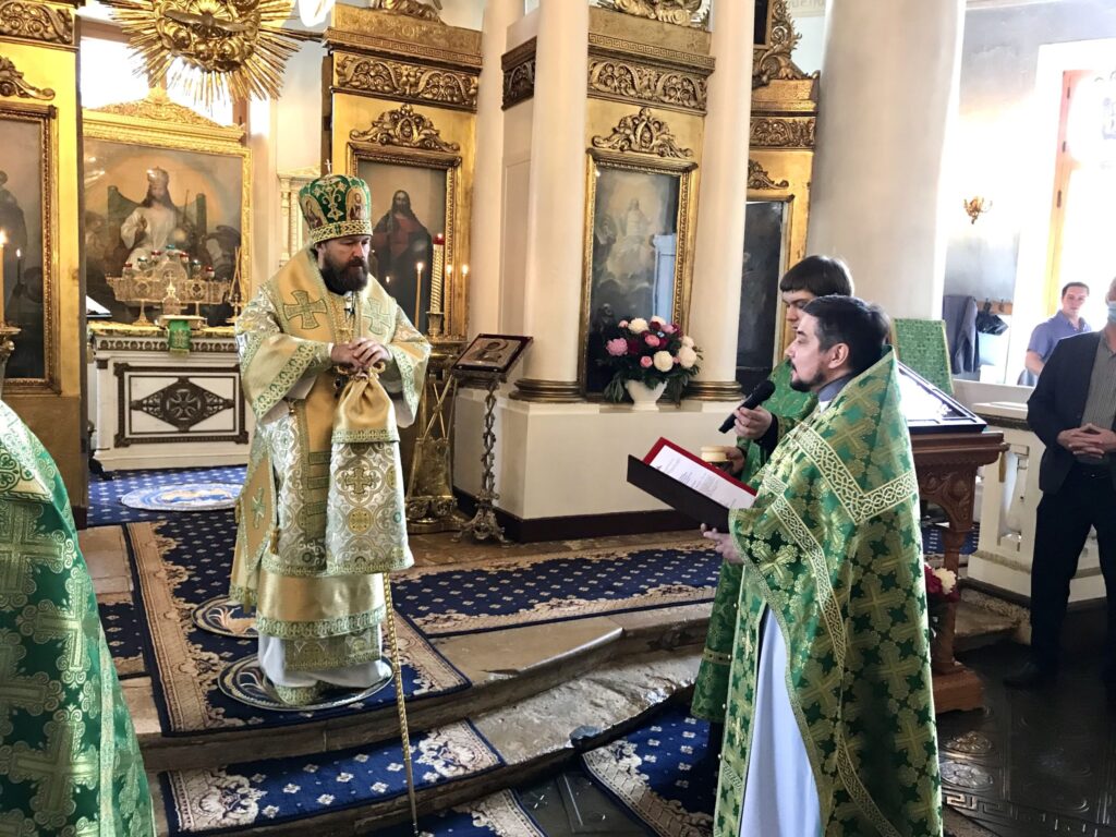 В день тезоименитства митрополит Волоколамский Иларион совершил Божественную литургию в храме иконы Божией Матери «Всех скорбящих Радость» на Большой Ордынке