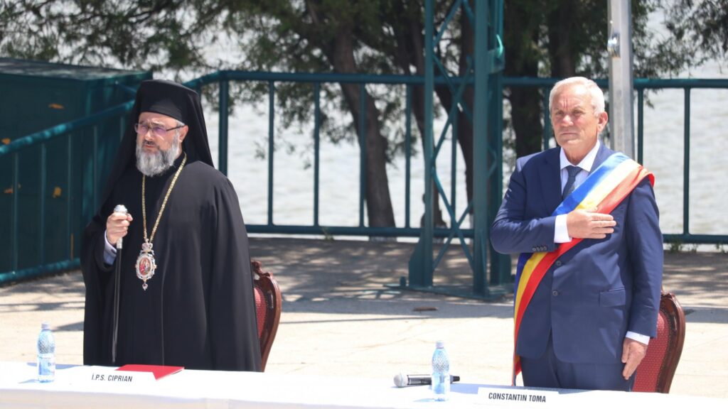 Centenar Trianon | Arhiepiscopul Ciprian reclamă apetența tinerilor pentru străin în locul valorilor naționale