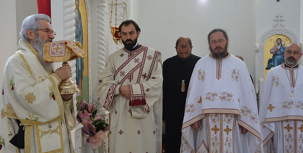 Владика Јован богослужио у Петки код Лазаревца