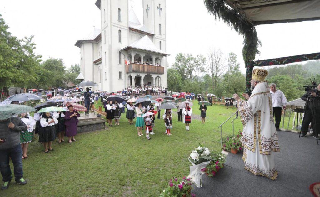 Târnosirea noii biserici din Parohia Breb, Protopopiatul Sighet
