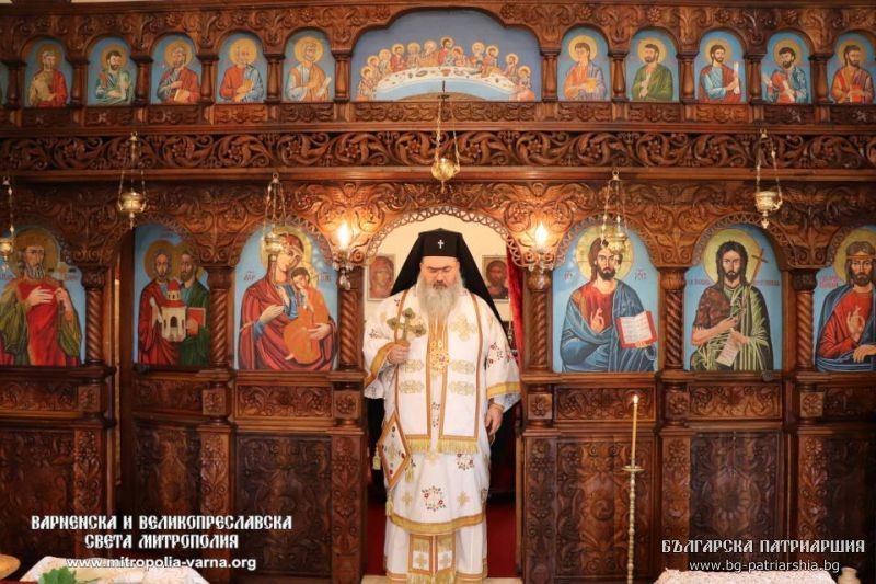 Архиерейска света Литургия в Златарския манастир “Св. св. ап. Петър и Павел” – местност “Манастирите”, Община Шумен