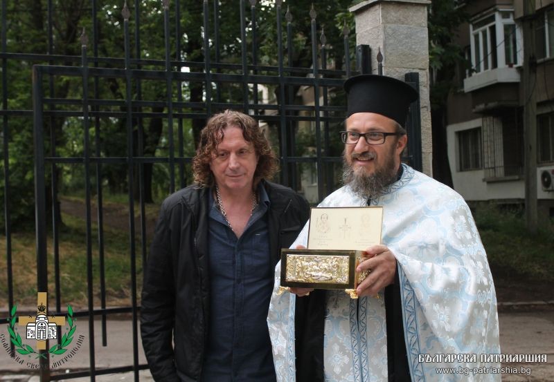 „По-ценно е човек да дарява от залъка си, отколкото от излишъка си“ – интервю с г-н Лъчезар Николов