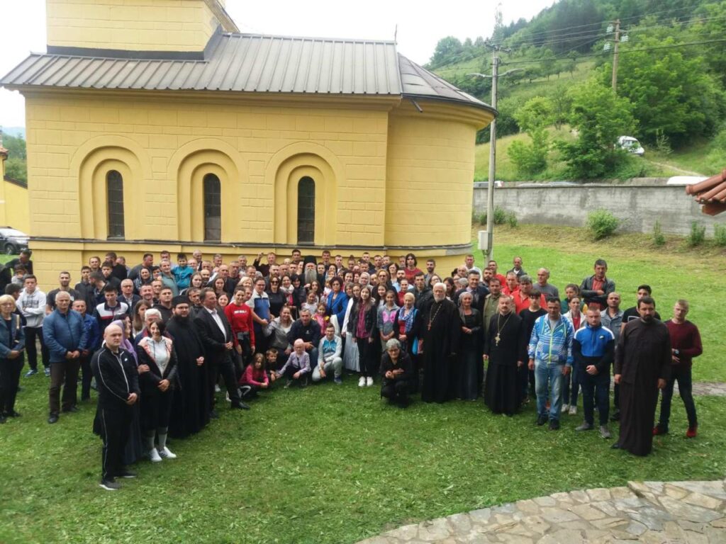 Владика Јоаникије у Златешу: Ми смо Његошеви Црногорци – баштинимо Косовски завјет и честитост српског народа