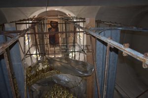 Изографисва се най-големият храм в Перник