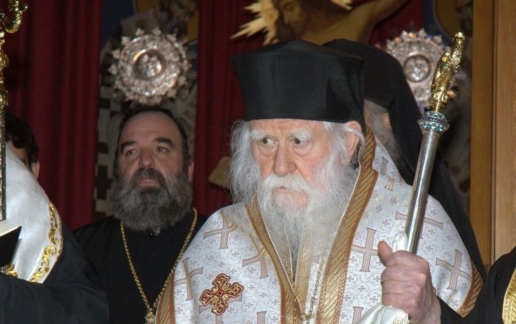 Χειροτονία ιερέα του Αγ. Πνεύματος από τον Μητρ. Γερμανό