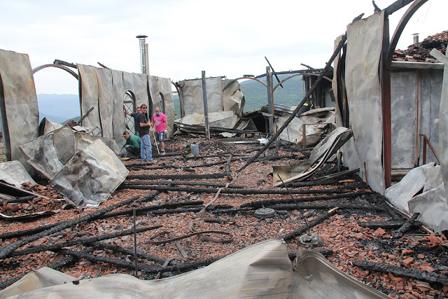 Пожар опустоши манастирът „Св. Богородица Варнакова“ в Гърция
