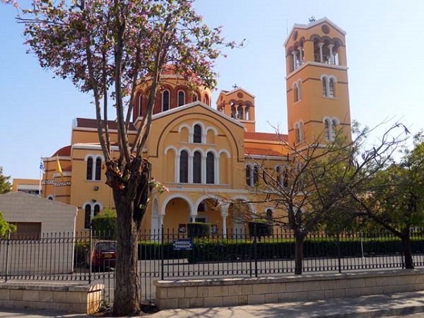 Αγρυπνίες, παρακλήσεις και ακολουθίες στην Ι.Μ. Λεμεσού