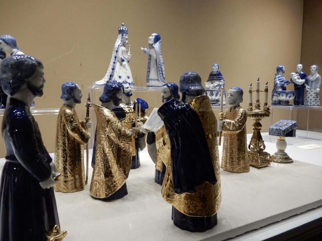 «Τα Ιερά Μυστήρια» του Ρώσου καλλιτέχνη Βλαδίμηρου Μπιντάκ