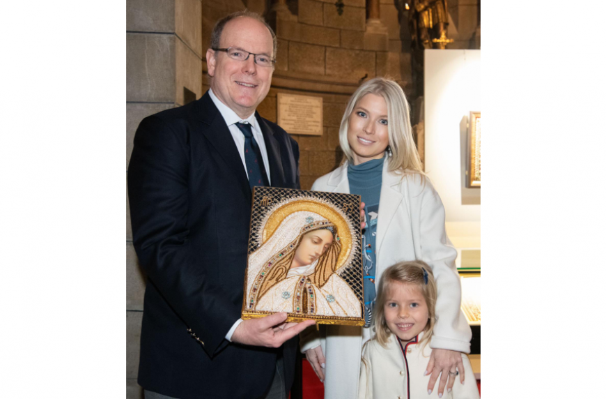 Στο Πριγκιπάτο του Μονακό η έκθεση κεντητών ρωσικών εικόνων