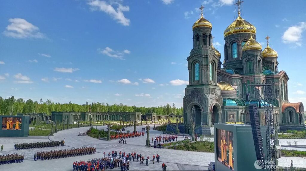 Οι συμβολισμοί του ναού των Ενόπλων Δυνάμεων