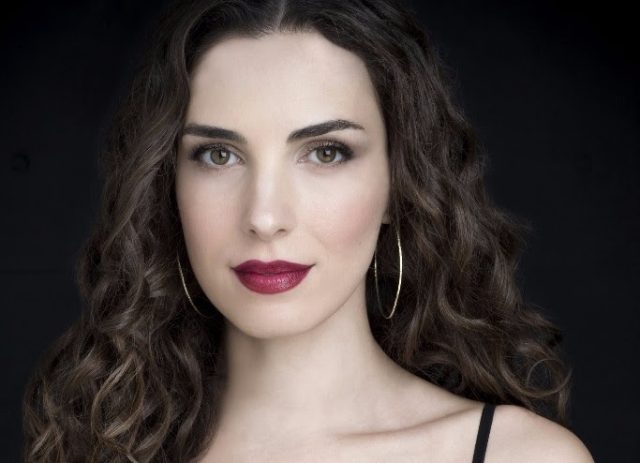 Η Φωτεινή Δάρρα στο θέατρο Κήπου στη Θεσσαλονίκη