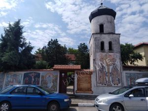 146 -годишна църква посреща вярващи в село Крепост