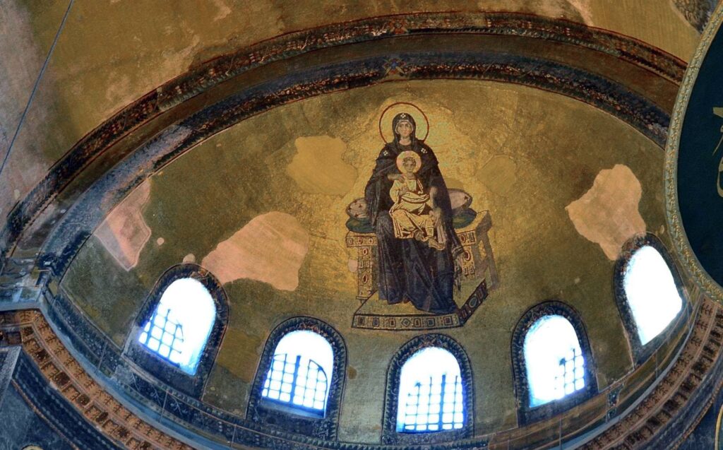 الفن الكنسيّ في كاتدرائيّة آيا صوفيا – الحكمة الإلهيّة.