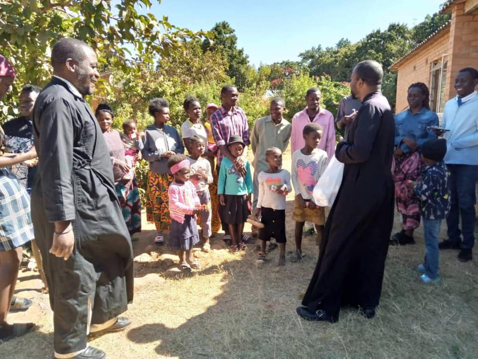 Μαθήματα πίστης στην νέα ενορία της Ζάμπια