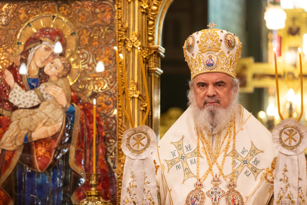 Saints Peter and Paul are teachers of faith, repentance and Church mission in the world, Patriarch Daniel says