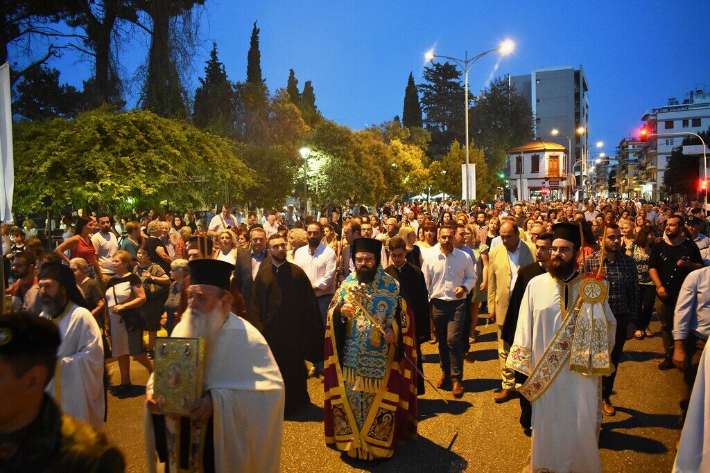 Σύσσωμη η Κομοτηνή για την Αγία Παρασκευή