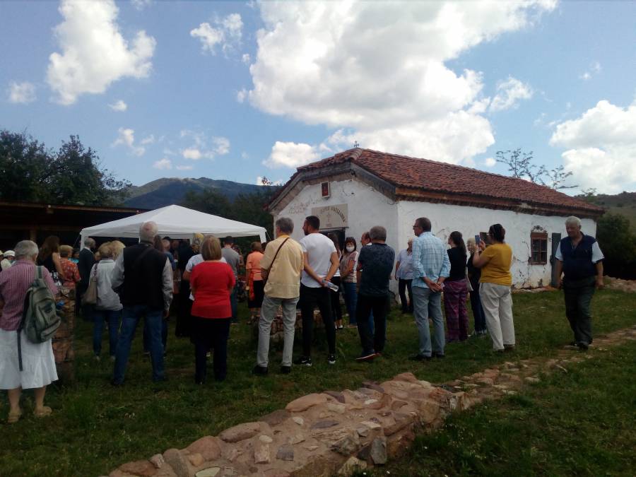 Храмов празник на манастира „Св. Мария Магдалина“ в Бухово (фоторепортаж)